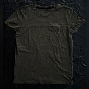 PreLoved Nasty Pig Pocket TShirt - Size S - Olive - Seam On Chest Coming Undone